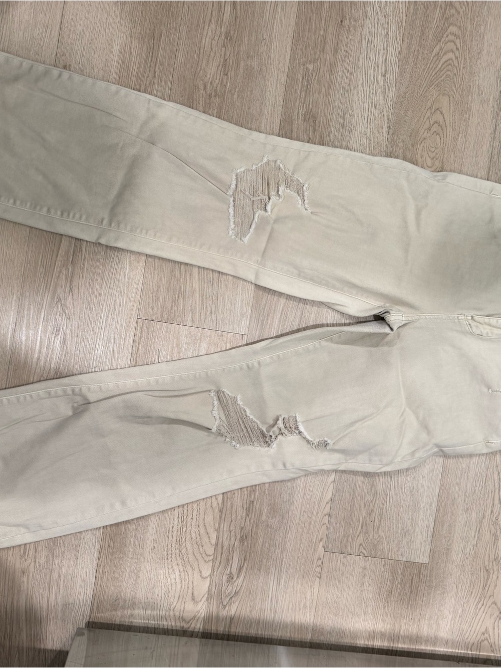 Women’s Judy Blue Beige Slim Straight Distressed Jeans